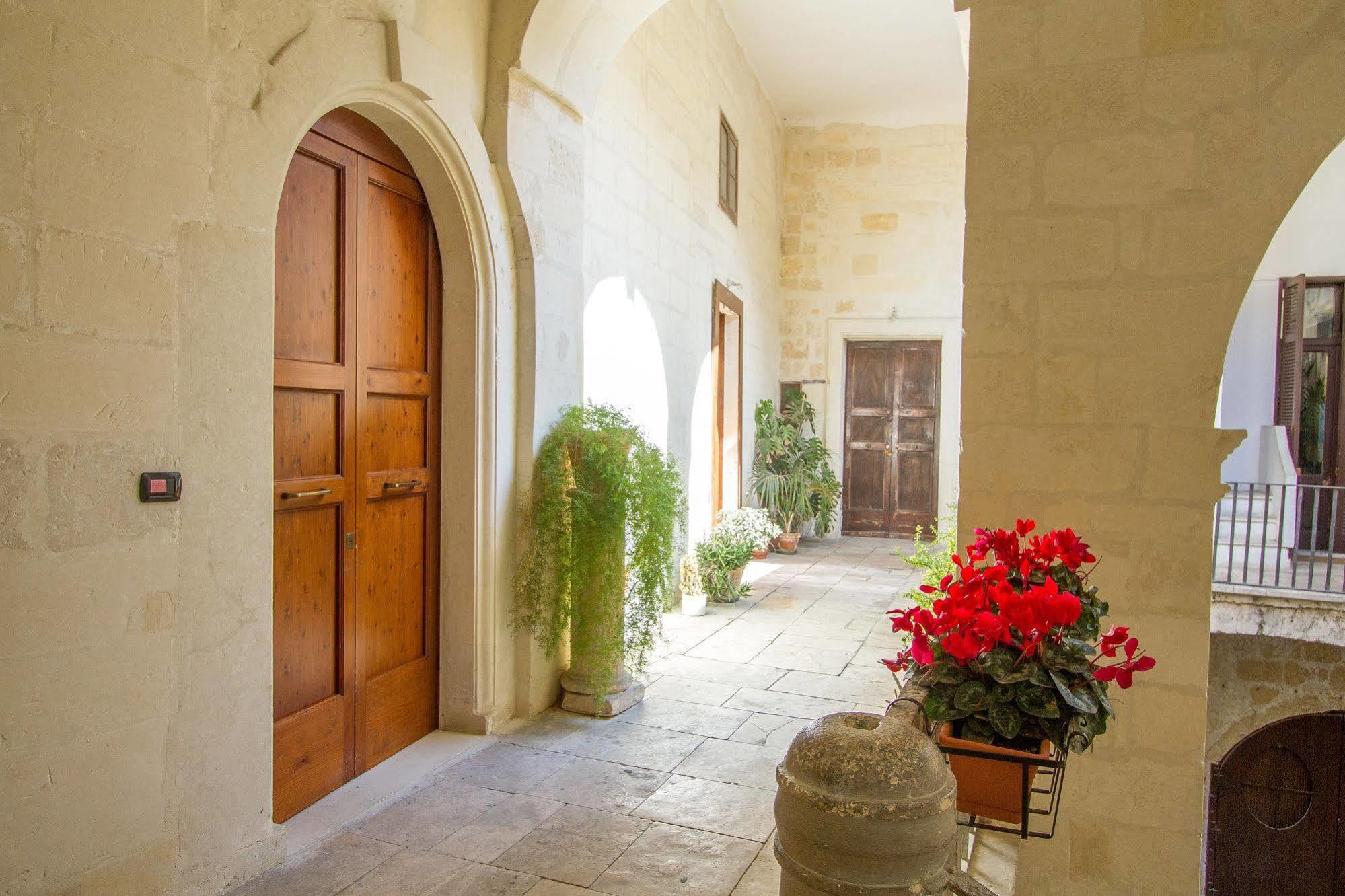 B&B Casa Li Santi Лечче Экстерьер фото